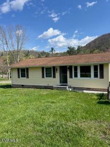 1075 Rock Creek Rd, Erwin, TN, 37650