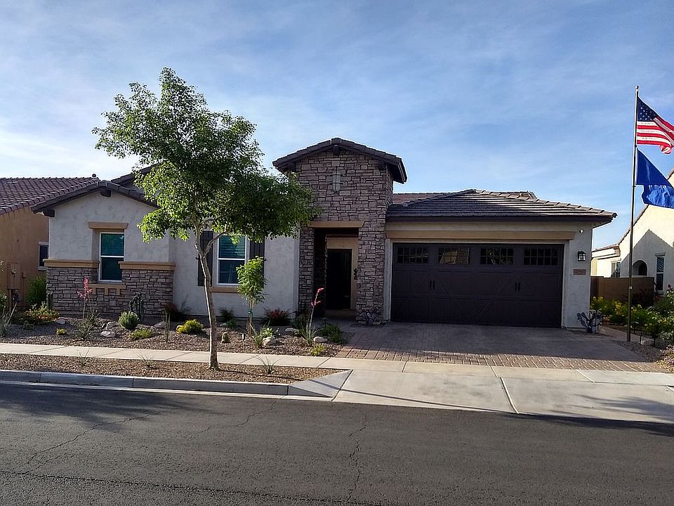 1st image of 20967 W Mariposa St