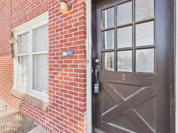 3rd image of 412 SW 17th Ave Unit 2