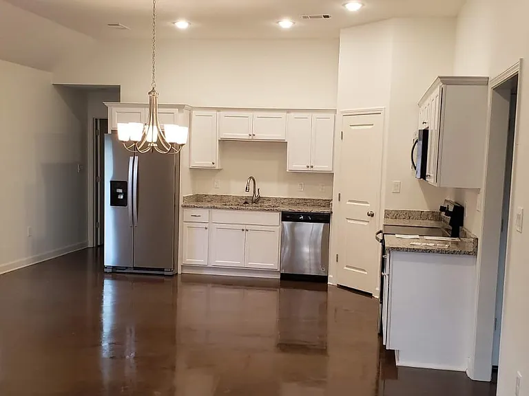 336 Wolf Den Dr — Photo 2
