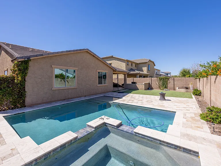 3896 E Alfalfa Dr — Photo 1