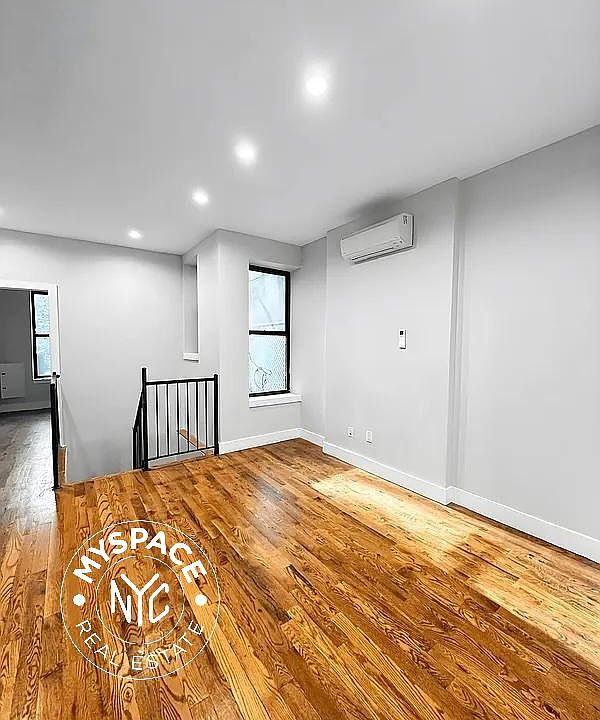 2nd image of 325 Putnam Ave #3F