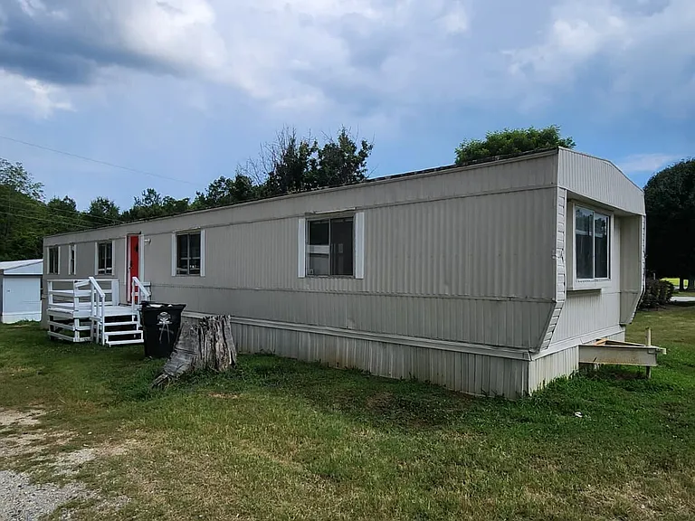 2807 Blacksburg Rd — Photo 9