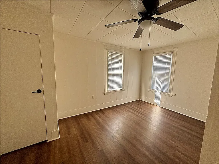 304 W Poland Ave #1/2 — Photo 8