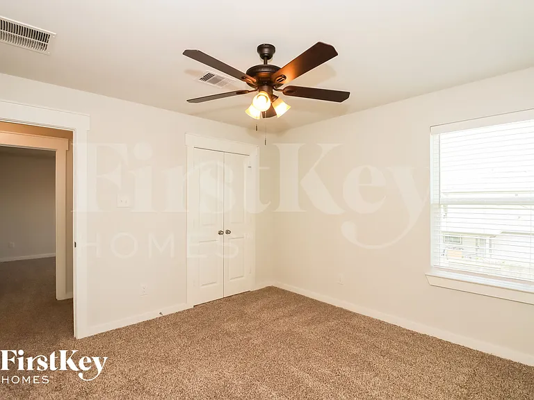 15418 Formaston Dr — Photo 12