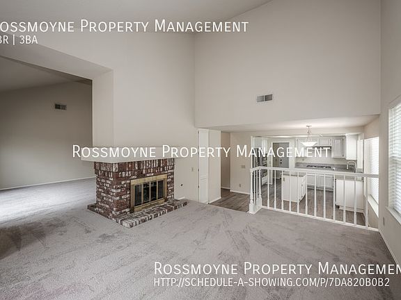 2nd image of 3161 Hollyburne Ct