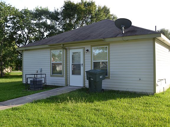 3rd image of 2248 Avenue B
