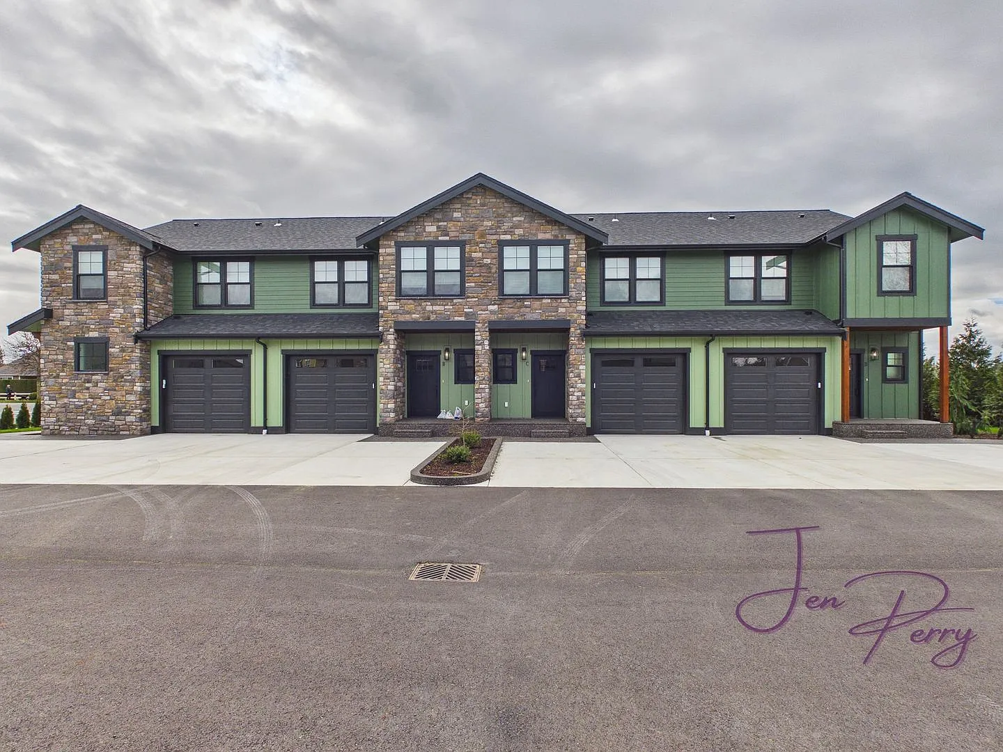 2201 DeJong Drive — Photo 1