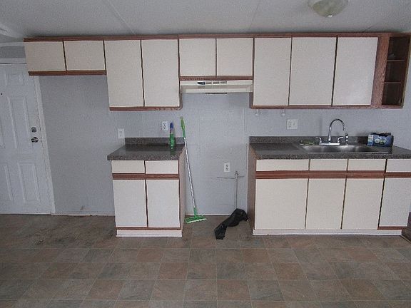 2nd image of 4359 Dogwood Blvd #920
