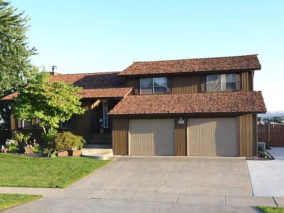 2nd image of 4702 Mojave Dr