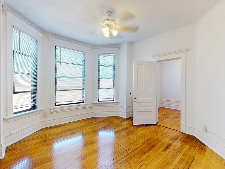 Dining/Living room