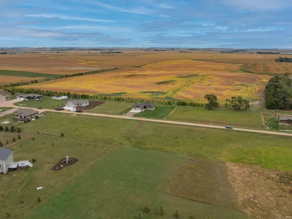 LOT 15 Reed Ct, Canistota, SD 57012