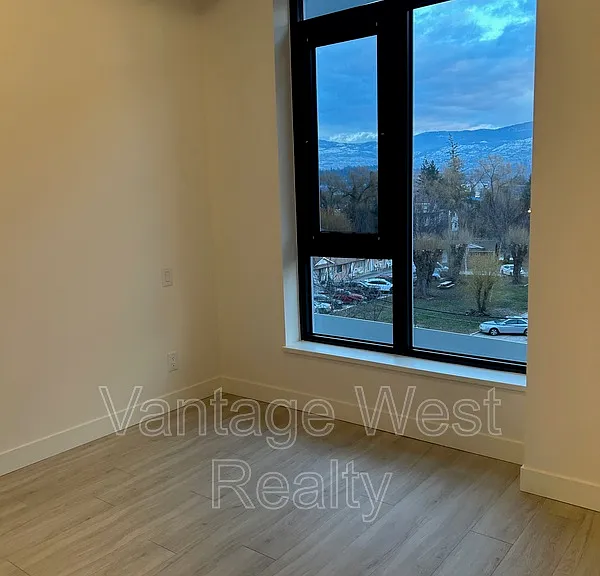 3699 Capozzi Rd #406 — Photo 11