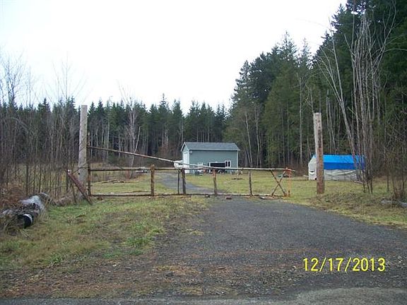 2nd image of 101 SE Lynch Ln