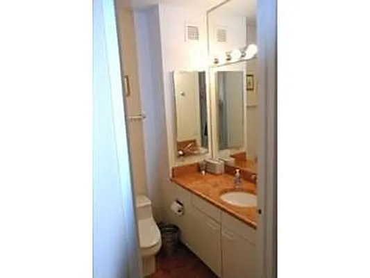Rented by Corcoran | media 17