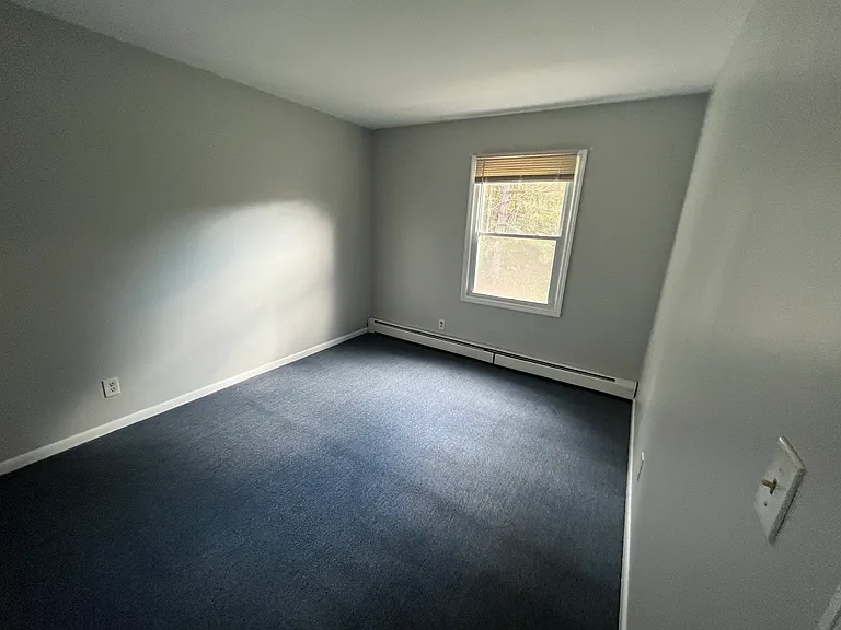 Greenoaks Apartments — Photo 11
