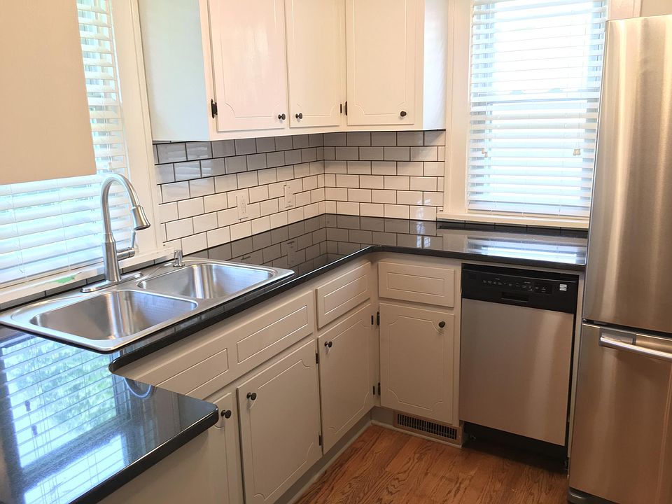 Gorgeous designer kitchen