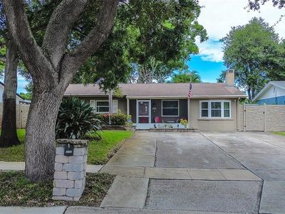 8255 82nd Ave, Seminole, FL, 33777
