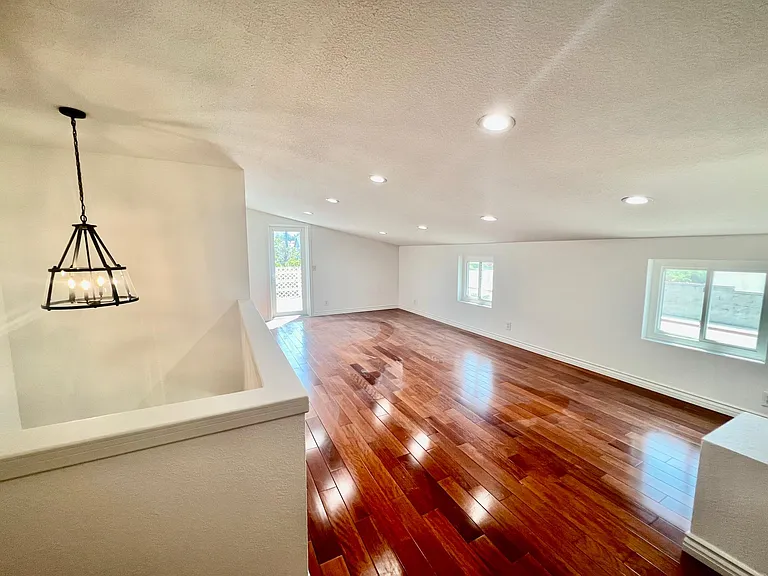 10205 Shale Ln — Photo 16