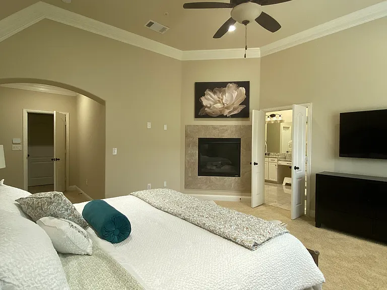 580 Hampshire Dr — Photo 18
