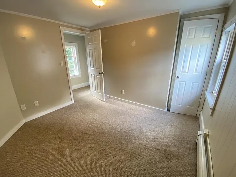 7 Margin St — Photo 11