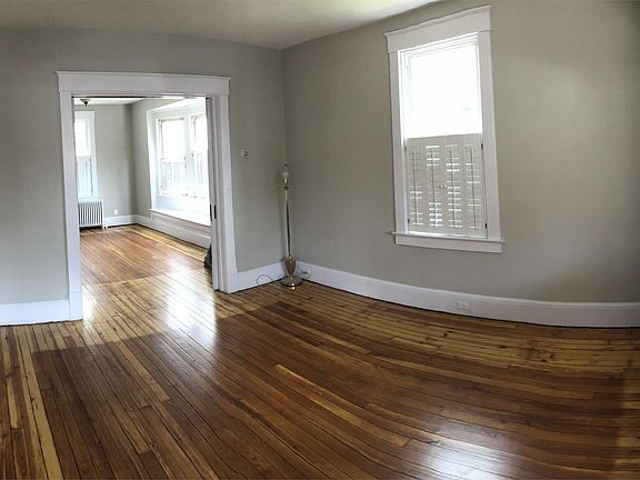 5th image of 510 Wayne St #1