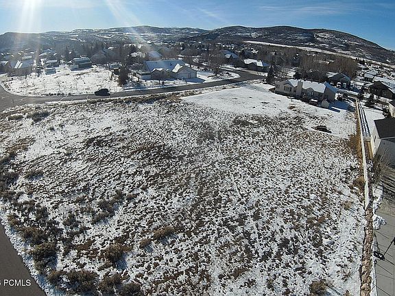 2nd image of 597 Spruce Way Lot C1