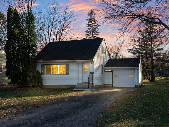 2nd image of 76 McLeod Ave