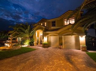 15559 SW 25th Ter, Miami, FL 33185