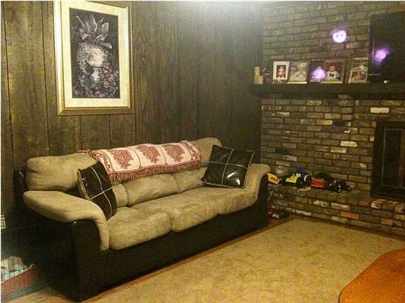 3rd image of 404 Twin Branch Dr S