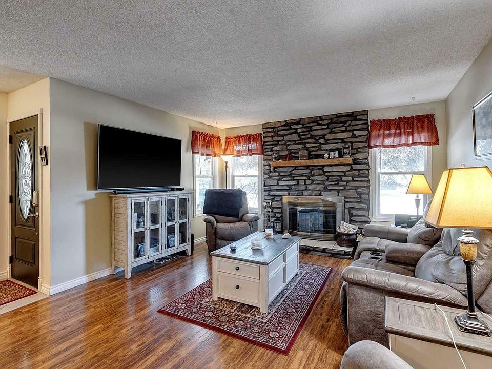 142 W Hodson Cres, Okotoks, AB T1S 1C7 Zillow