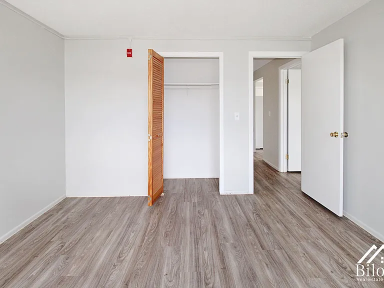 Prospect Street Apartments — Photo 77
