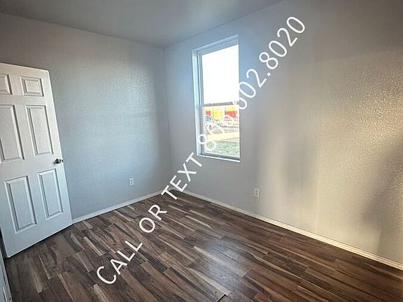 5th image of 707 N Mirror St #B