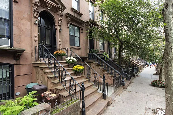 Sold by Brooklyn Real Inc | media 2