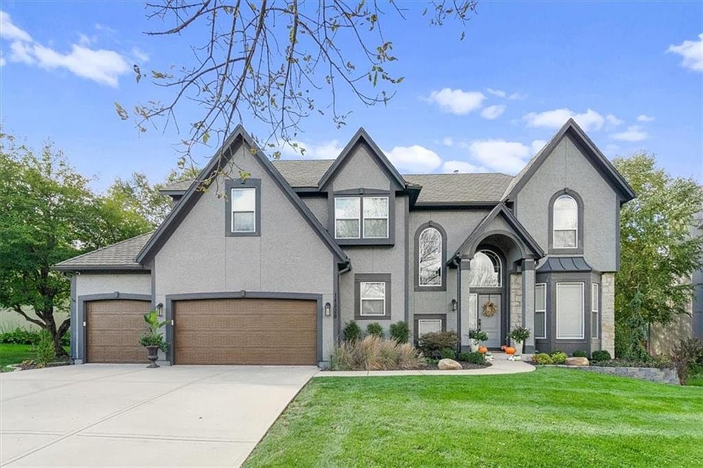 14620 Wedd St, Overland Park, KS 66221 | Zillow