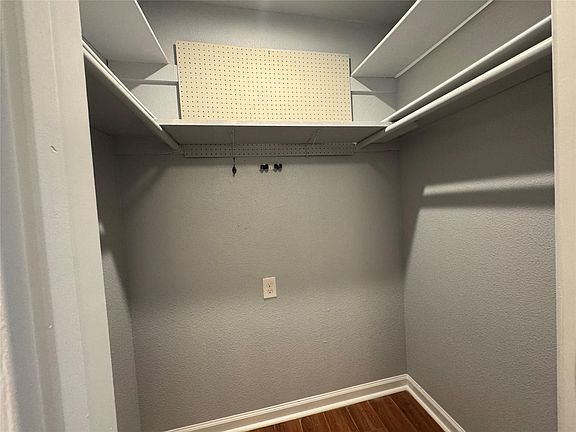 5th image of 5005 Georgi Ln APT 14