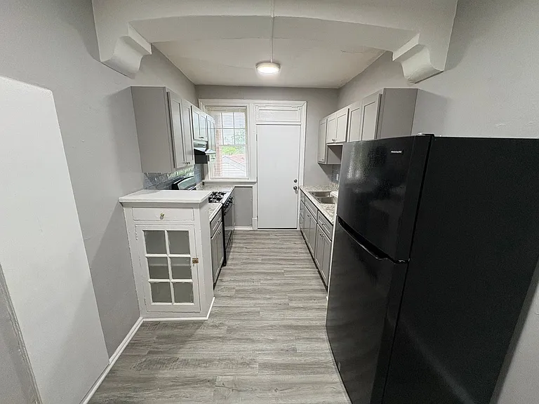 5345 Cabanne Ave — Photo 72