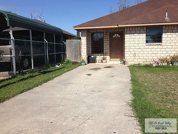 3rd image of 6875 Tallowood Cir