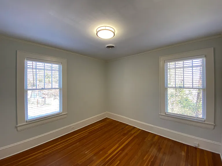 1912 Elizabeth Ave — Photo 20