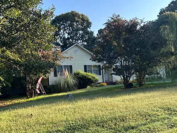 520 Potneck Rd, Salisbury, NC 28147