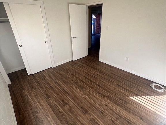 2nd image of 820 A 27