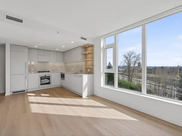 311 Alderson Ave #408, Coquitlam, BC V3K 1W2