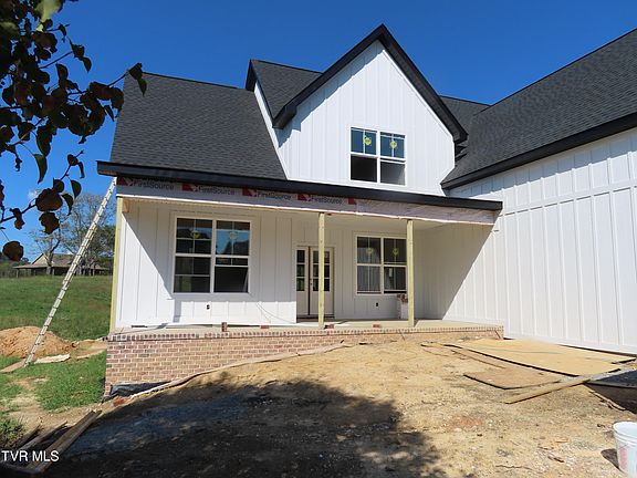 5th image of 133 Creek Side Ct