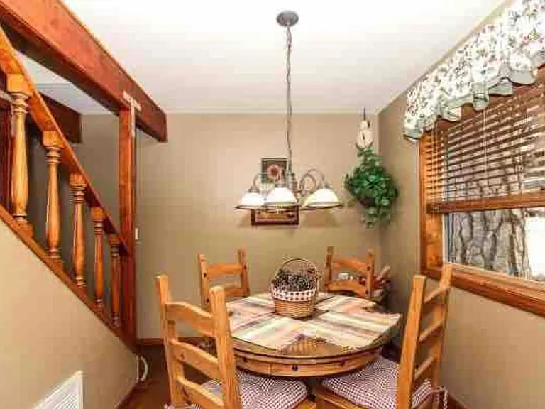 531 Sunderland Ct — Photo 7