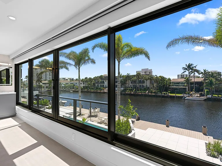 1106 Bel Air Dr #C — Photo 12