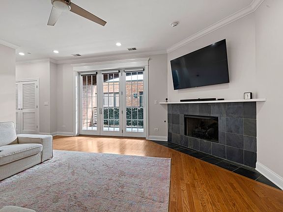 5th image of 2811 N Bell Ave Unit 408