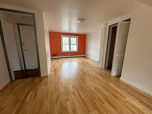 162 Academy St #3 Photo 1