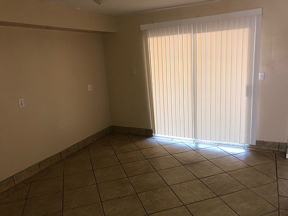 5th image of 3635 San Carlos Ave