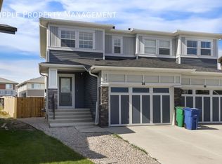 36 Midtown Clos SW, Airdrie, AB T4B3L8