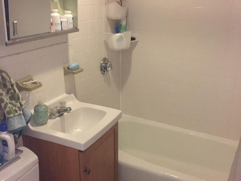 2nd image of 16 Trowbridge St APT 23